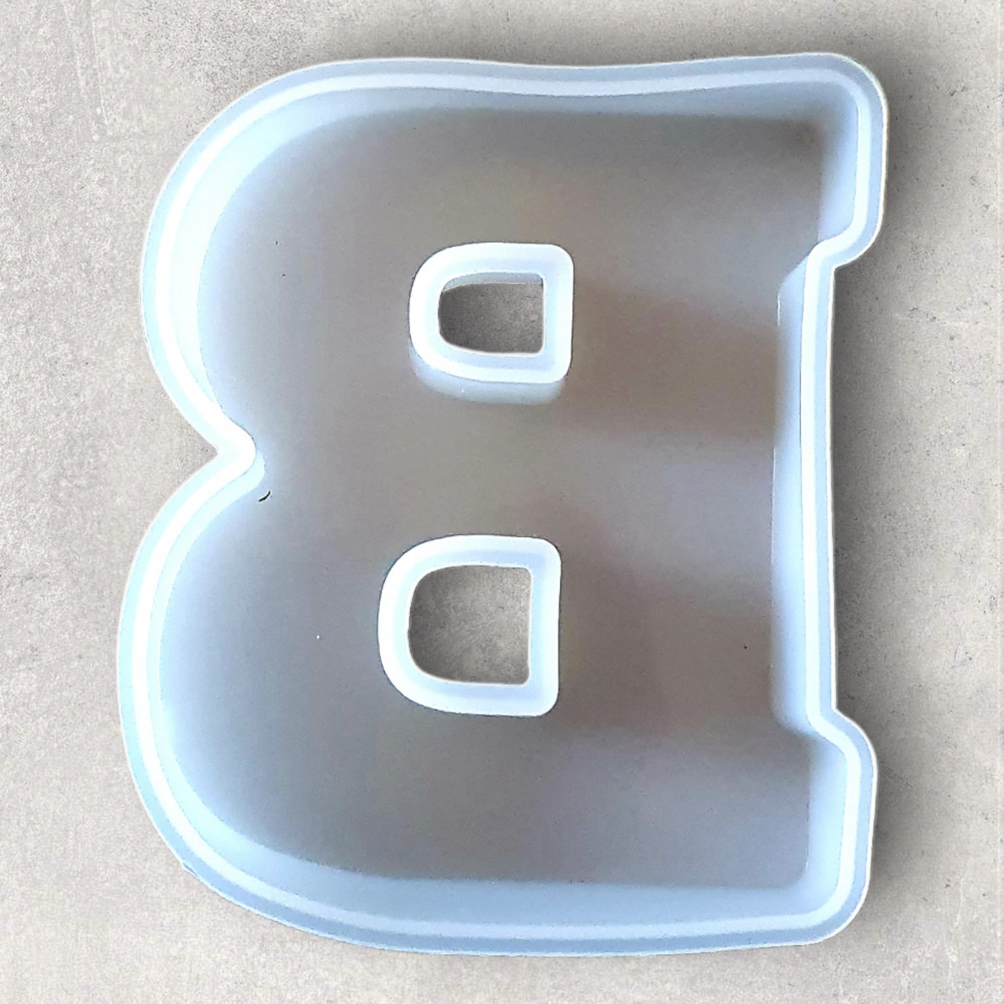 10CM ALPHABET MOLD B