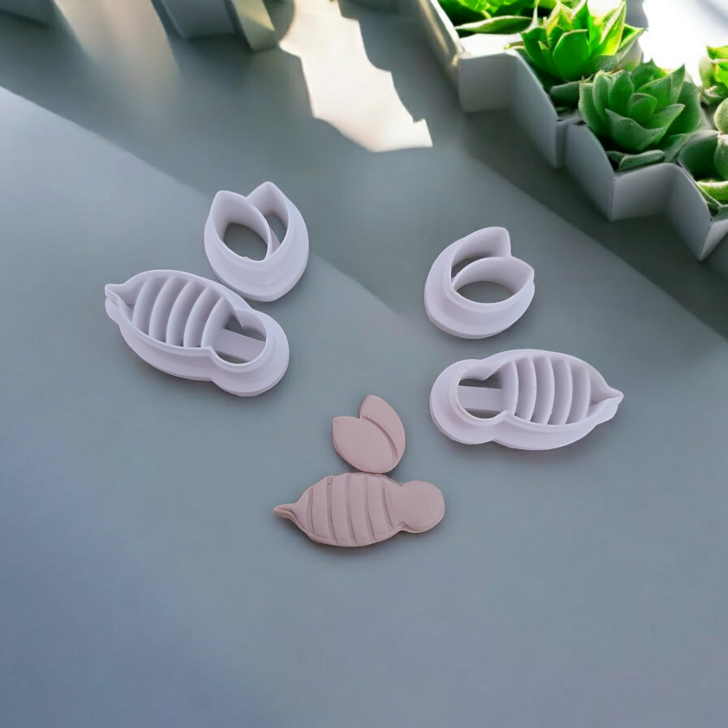 Bee Polymer Clay Cutter