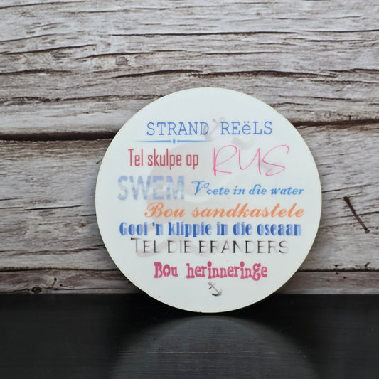 Strand Reels Magnet