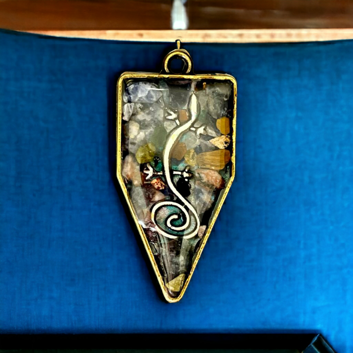 Open Back Bezel - Irregular Pentagon Bronze - Keipach